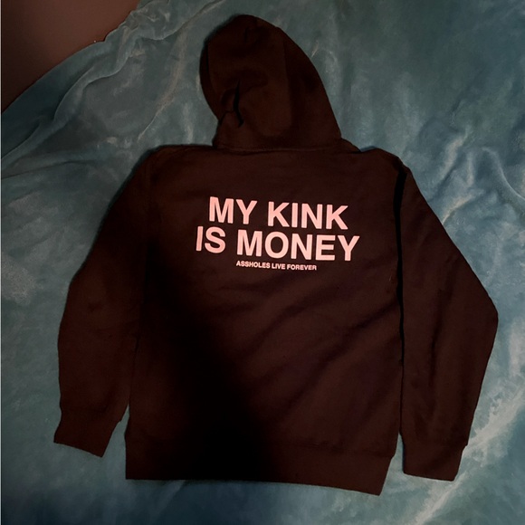 MONEY - Picture 1 of 2